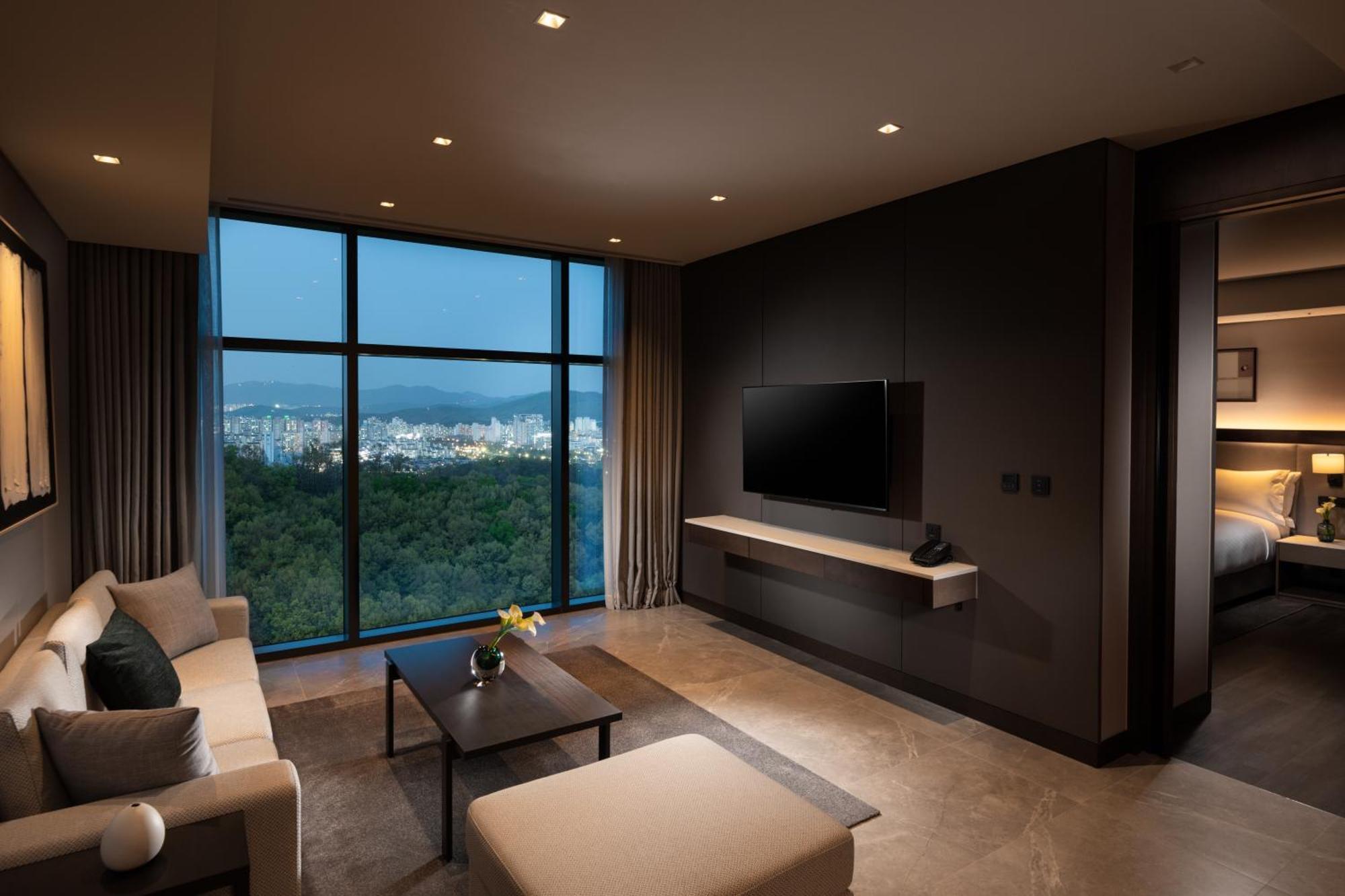 Doubletree By Hilton Seoul Pangyo Residences Соннам Екстер'єр фото