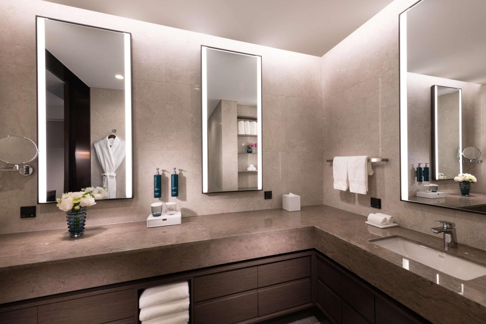 Doubletree By Hilton Seoul Pangyo Residences Соннам Екстер'єр фото