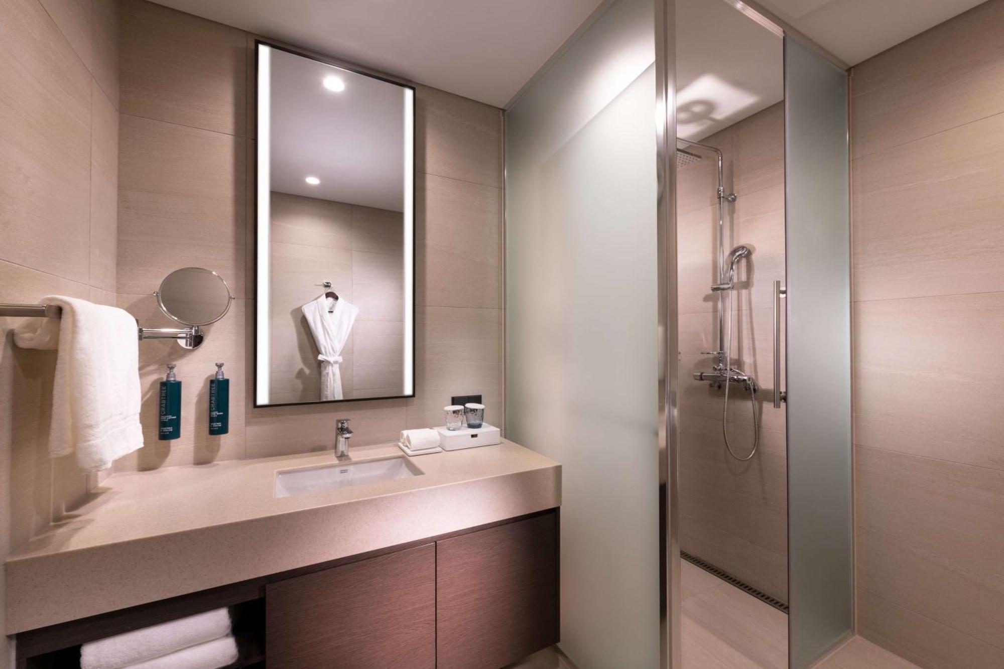 Doubletree By Hilton Seoul Pangyo Residences Соннам Екстер'єр фото