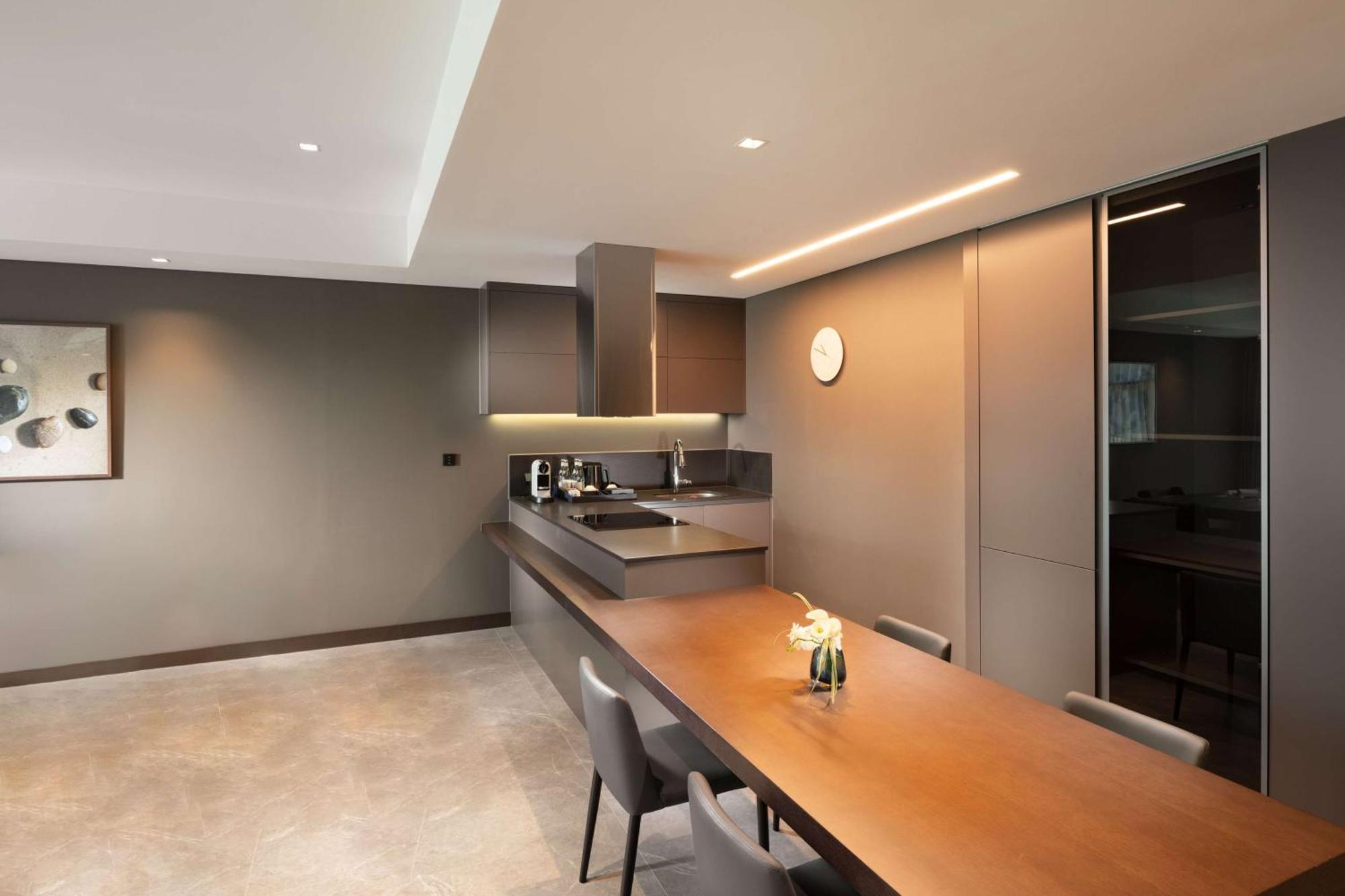 Doubletree By Hilton Seoul Pangyo Residences Соннам Екстер'єр фото